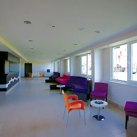 Aral Hotel Side Hotell